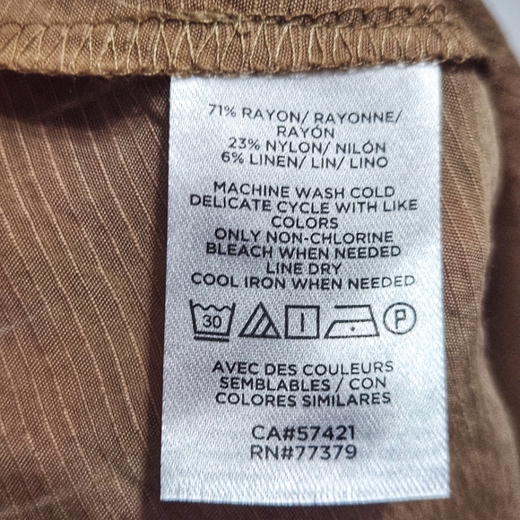 Ann Taylor Puff Sleeve Top - Picture 5 of 8